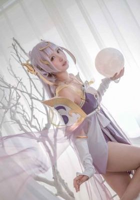 国产老人手机排行榜_十万网红美女美酱